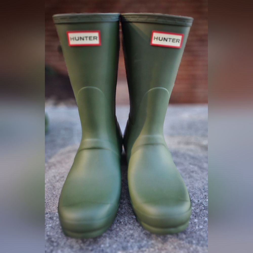 NWT HUNTER BOOTS Women's Original Short Rain Boots  Hunter Green Sz US 8 & US 6